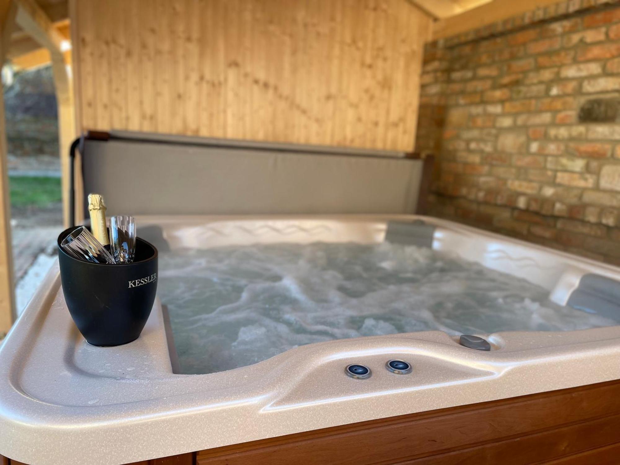 Balaton Apartman Balatonmáriafürdő Екстериор снимка