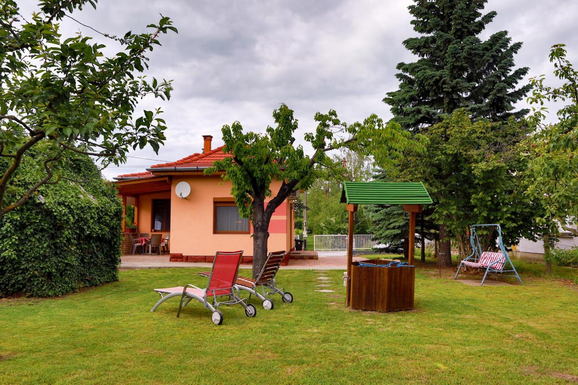 Balaton Apartman Balatonmáriafürdő Екстериор снимка